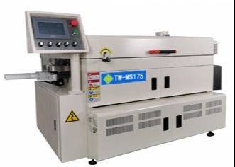자동 PCB 붓기 기계 다목적 안정 2 단계 시스템